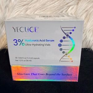 3% Hyaluronic Acid Ultra-Hydrating Vials — White